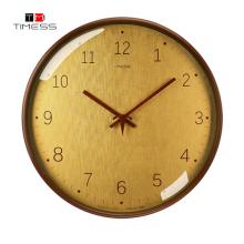 Timess 掛鐘鐘表客廳掛鐘輕奢實木時鐘簡約時尚表掛墻免打孔臥室石英鐘掛表 MG01-2拉絲金面【椴木邊框+德國品牌機芯】 14英寸【直徑35厘米】