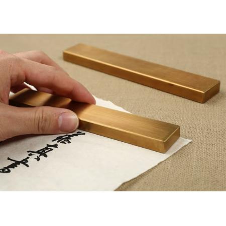 御寶閣	嵌銅黑檀木月牙 大號 弘梅黃銅對鎮(zhèn)鎮(zhèn)尺