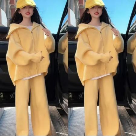 安踏 女童毛衣套裝2024冬裝新款大童時(shí)髦洋氣秋冬加厚針織闊腿褲兩件套 黃色針織兩件套 150碼 建議身高1米45左右